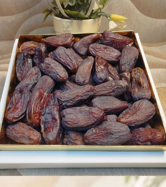 Premium Amber Dates